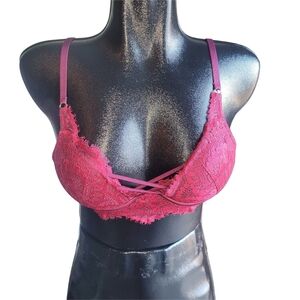 La Senza Beyond Sexy Red Lace Detailed Bra 34B